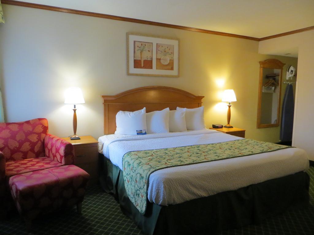 Baymont By Wyndham Kalamazoo East Luaran gambar